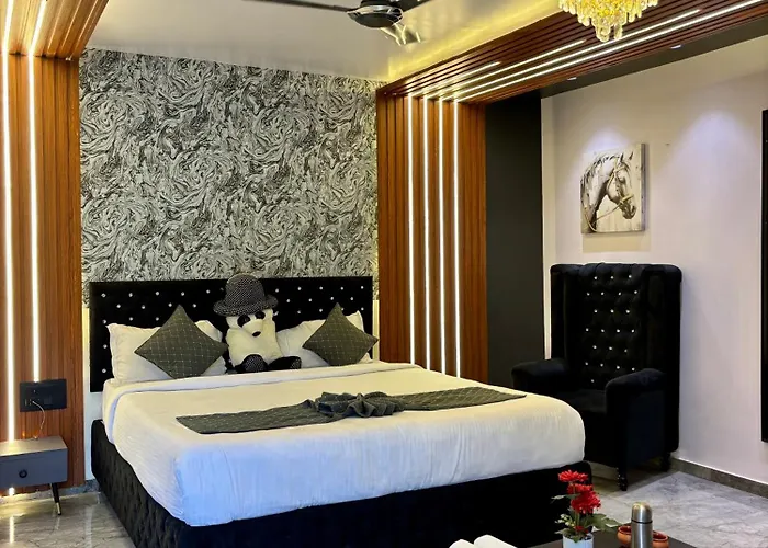 Anand Valley Royal Retreat Resort